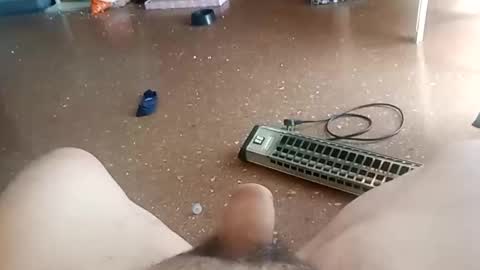 Snapshot of agustingaleano14 chatting on 28, 10, 2025 agustingaleano14 online show from 28, 10, 2025