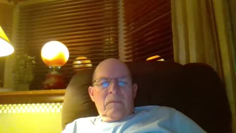 aguynrkfrd online show from 25, 2, 2025