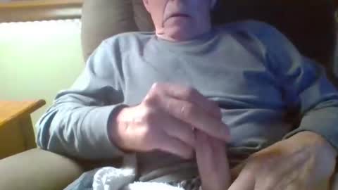 aguynrkfrd online show from 22, 11, 2025