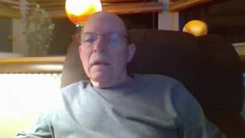 aguynrkfrd online show from 15, 2, 2026