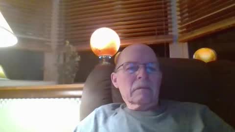 aguynrkfrd online show from 19, 3, 2026