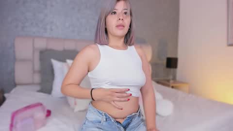 Snapshot of ah_mara chatting on 11, 11, 2025 Ahmara online show from 11, 11, 2025