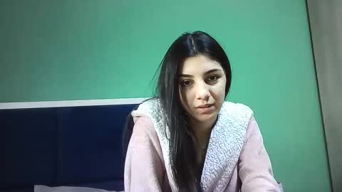 Snapshot of ahotkitty18 chatting on 6, 1, 2025 Selena online show from 6, 1, 2025