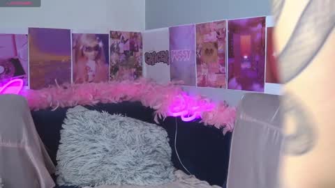 Snapshot of ahriangel chatting on 3, 12, 2024 AhriAngel OF ahriangel online show from 3, 12, 2024