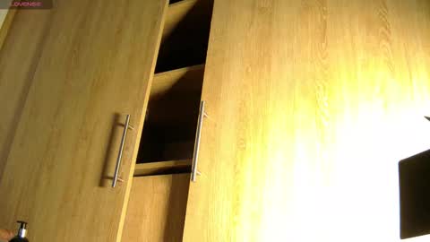 Snapshot of aidaadams chatting on 27, 10, 2025 Aida online show from 27, 10, 2025