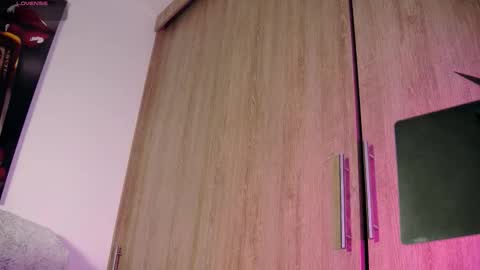 Snapshot of aidaadams chatting on 1, 11, 2025 Aida online show from 1, 11, 2025