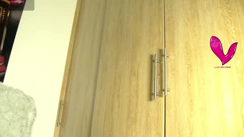 Snapshot of aidaadams chatting on 5, 11, 2025 Aida online show from 5, 11, 2025