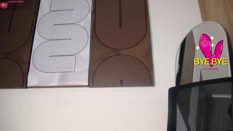 Aida  online show from 4, 3, 2026