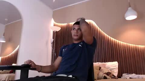 Aiden online show from 10, 10, 2025