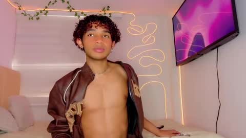 Aaron Winter online show from 20, 9, 2025