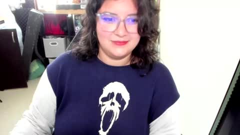 Snapshot of aikadreams chatting on 15, 10, 2025 Catalina online show from 15, 10, 2025