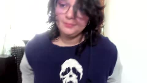 Snapshot of aikadreams chatting on 29, 10, 2025 Catalina online show from 29, 10, 2025