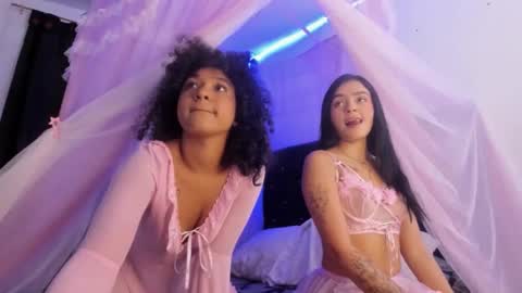 ailen and aria online show from 12, 10, 2025