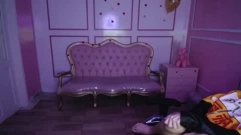 Ailen online show from 10, 1, 2025