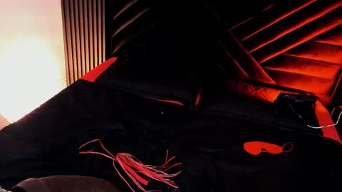 Snapshot of airamclair chatting on 25, 10, 2025 Airam Clair online show from 25, 10, 2025