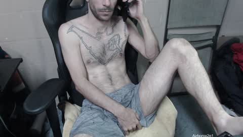 Leo  Airborn  Sir  Daddy online show from 12, 12, 2024