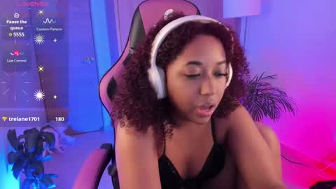 Snapshot of aisharose_ chatting on 4, 3, 2025 Aisha online show from 4, 3, 2025