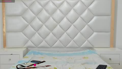 aishasounders online show from 1, 2, 2025