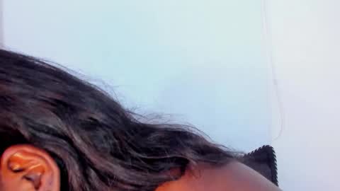 Snapshot of aishazaa chatting on 9, 11, 2025 aishazaa online show from 9, 11, 2025