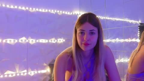 Aisha online show from 3, 11, 2025