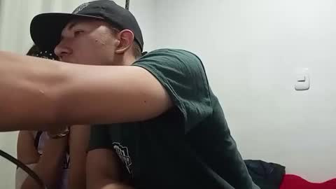 Aitana y len online show from 22, 3, 2026