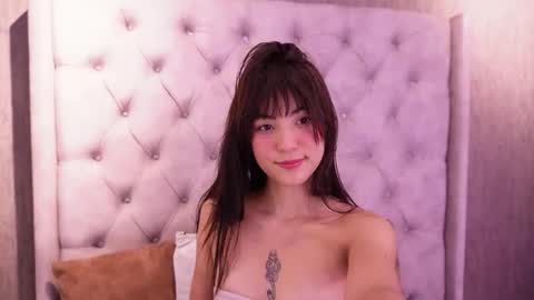 Aitana Jhons online show from 9, 1, 2026