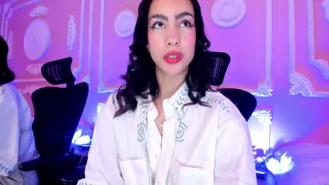 Snapshot of aitanajohns chatting on 7, 11, 2025 Aitana online show from 7, 11, 2025