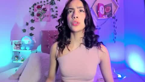 Snapshot of aitanajohns chatting on 14, 11, 2025 Aitana online show from 14, 11, 2025