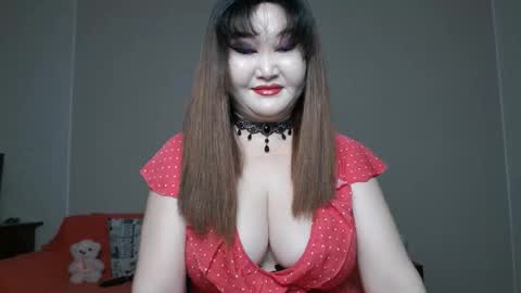 Shelly online show from 5, 12, 2025