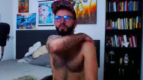 Snapshot of akiles_r chatting on 29, 10, 2025 akiles online show from 29, 10, 2025