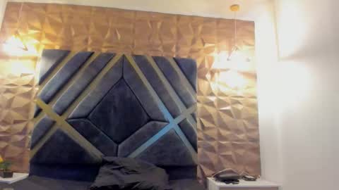 ALAHIA online show from 18, 10, 2025