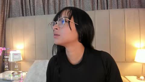 Snapshot of alahia_hank chatting on 29, 10, 2025 alahia_hank online show from 29, 10, 2025