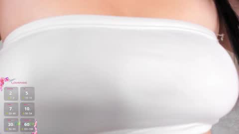 Snapshot of alahia_hank chatting on 30, 10, 2025 alahia_hank online show from 30, 10, 2025