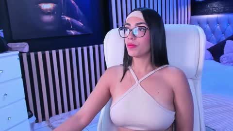 Snapshot of alaia_alegria chatting on 17, 12, 2025 Alaia Alegria online show from 17, 12, 2025