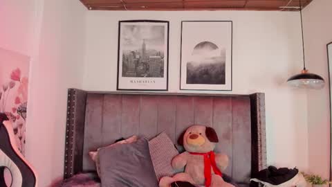 Snapshot of alaia_carter chatting on 19, 11, 2025 Alaia Carter online show from 19, 11, 2025