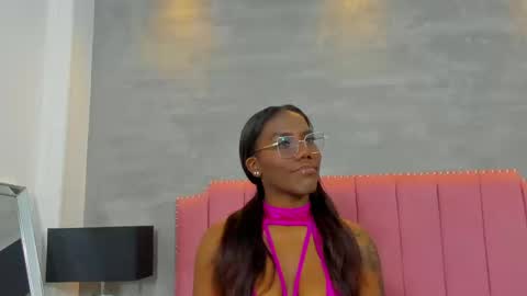 alaia_colins online show from 14, 11, 2025