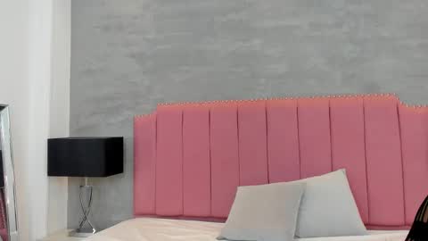 alaia_colins online show from 15, 12, 2025