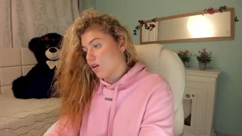 Alaia online show from 16, 12, 2024