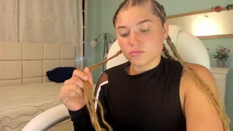 Alaia online show from 2, 1, 2025