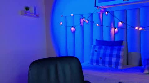  Alaia  online show from 17, 11, 2025