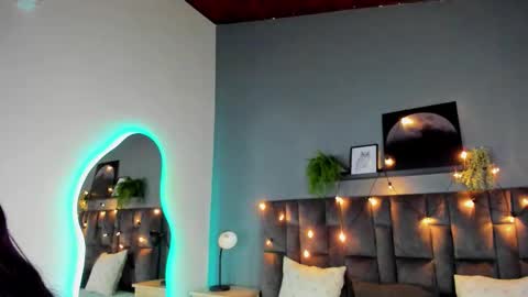  Alaia  online show from 19, 12, 2025