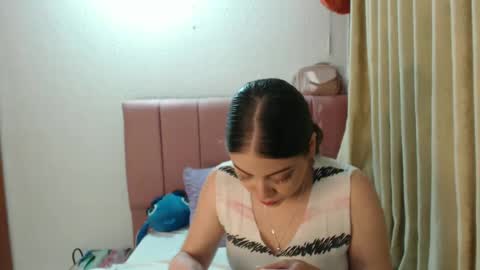 alaina_blessed online show from 4, 10, 2025