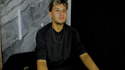 Snapshot of alan__smith chatting on 19, 11, 2025 alan__smith online show from 19, 11, 2025