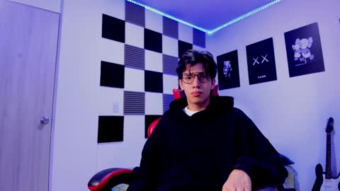 Alan Boy online show from 10, 10, 2025