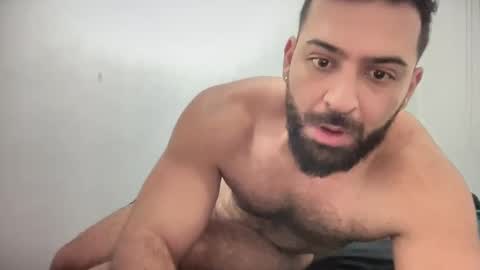 Snapshot of alan_fergusonn chatting on 8, 10, 2025 Alan Ferguson online show from 8, 10, 2025