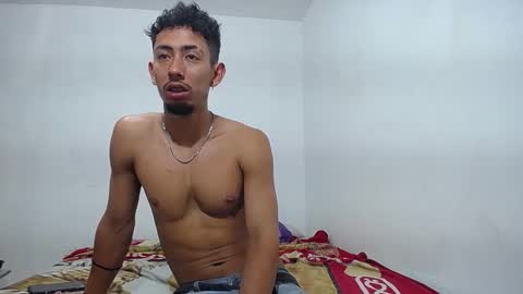 Snapshot of alan_gay chatting on 3, 11, 2025 Alan online show from 3, 11, 2025