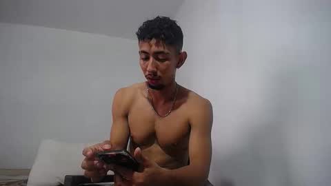 Snapshot of alan_gay chatting on 14, 12, 2025 Alan online show from 14, 12, 2025