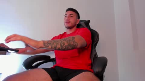 Snapshot of alan_muscle chatting on 20, 2, 2025 Alan online show from 20, 2, 2025