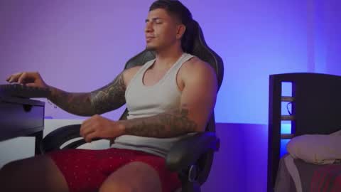 Snapshot of alan_muscle chatting on 22, 11, 2025 Alan online show from 22, 11, 2025