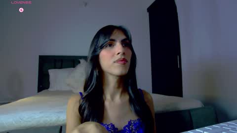 Snapshot of alana_sofia_ chatting on 22, 10, 2025 Alana Tobias online show from 22, 10, 2025